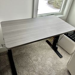 Like-New VIVO Electric Standing Desk – 43” x 24” Height Adjustable