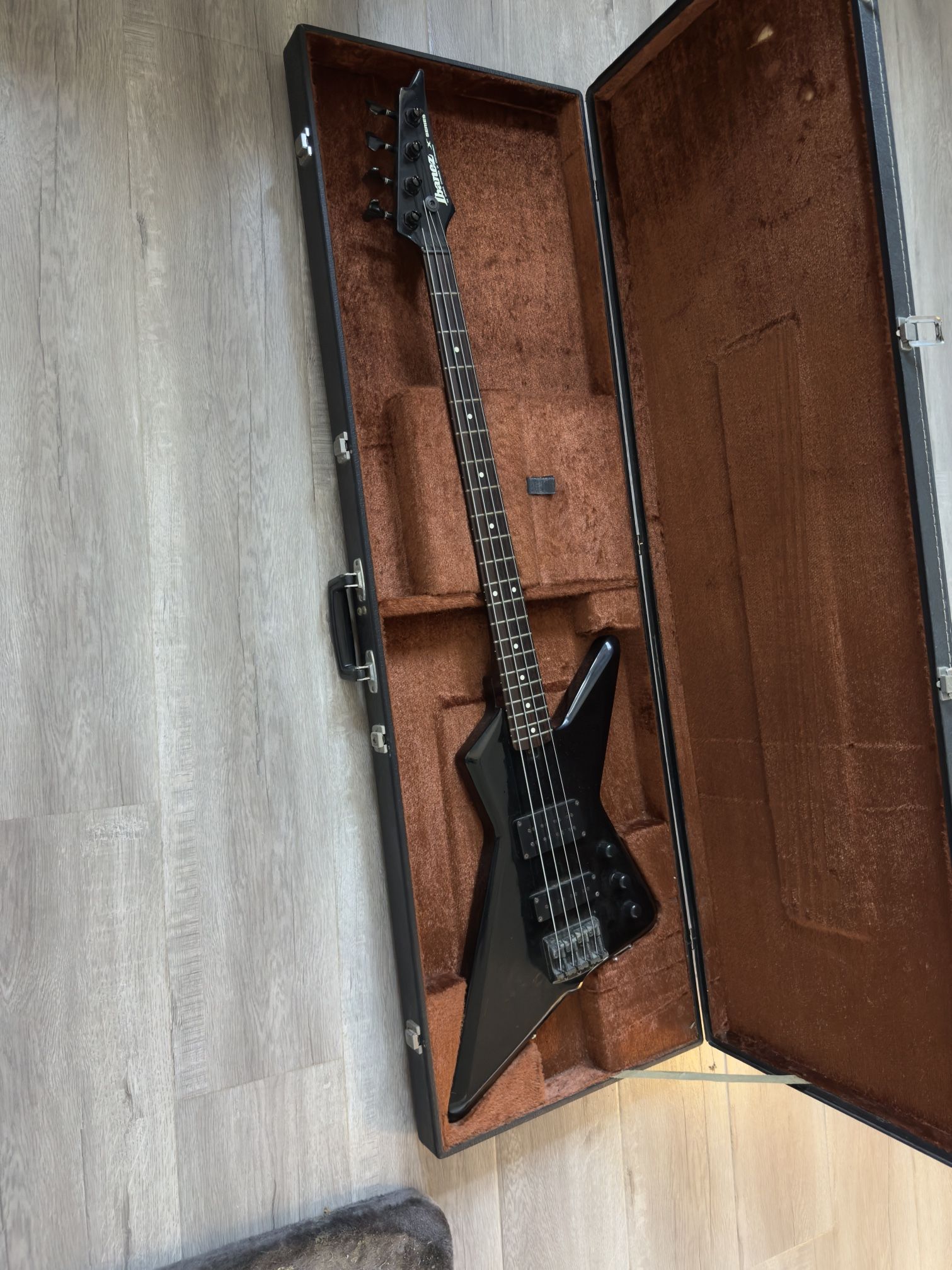 Ibanez X-Series DB700 Bass Guitar