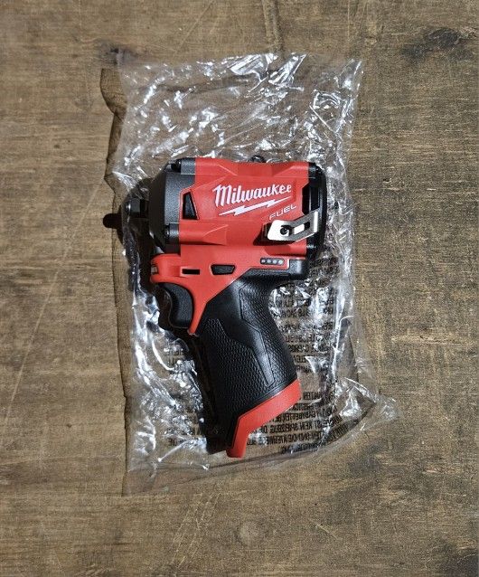 Milwaukee M12 3/8 Impact