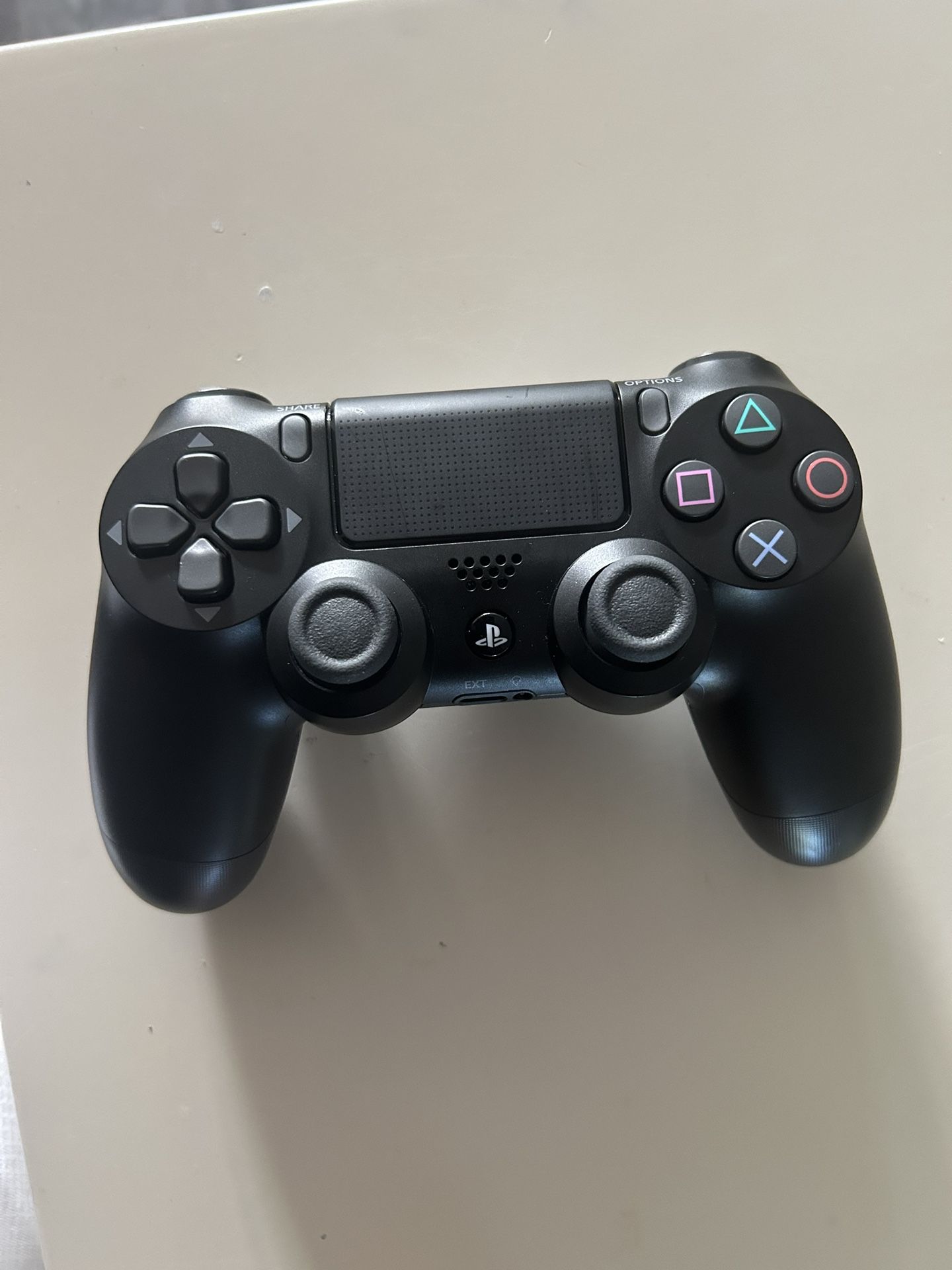 Dualshock 4 Controller