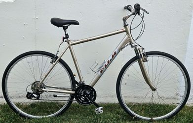​Fuji Crosstown 3.0 Hybrid – XL (21") Frame – Ready to Ride