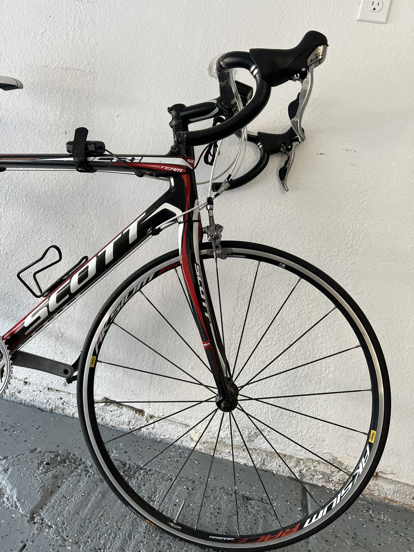 Scott Cr1 Team Road Bike