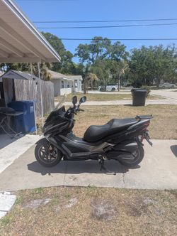 2022 Kymco Xtown 300