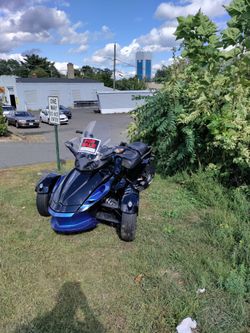 2010 can-am Spyder