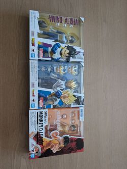 Shf dragon ball and one piece figures