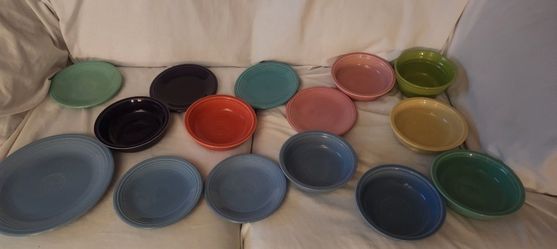 15 Misc Pcs HLC Fiesta Bowls / Plates Homer Laughin