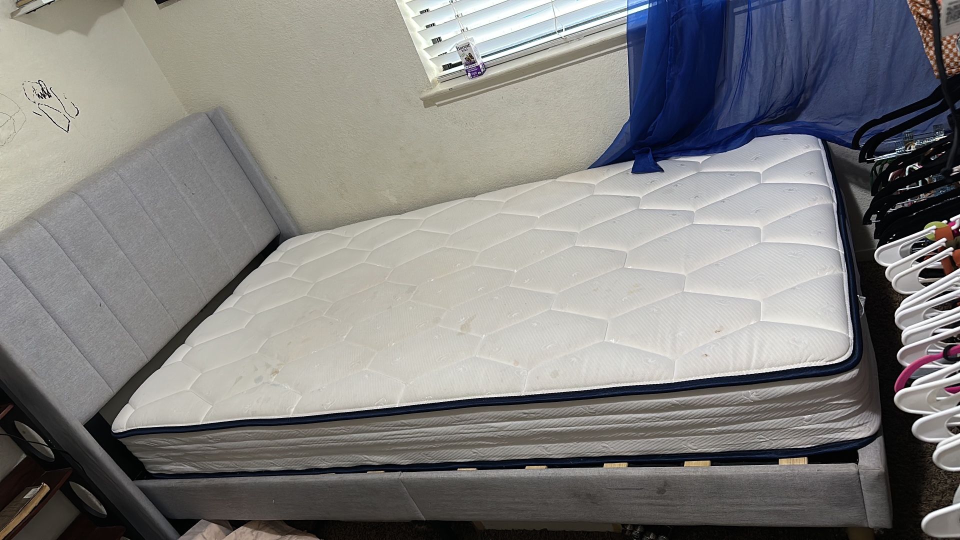 Twin Bed