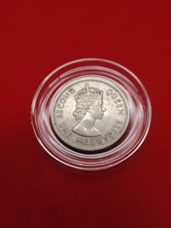 Vintage Old 1960 Queen Elizabeth II Commemorative One Dollar Hong Kong Coin