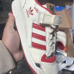 Adidas Forum Home Alone Edition