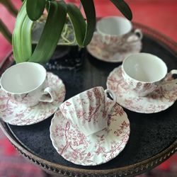 VIntage Johnson Brothers Old Bradbury Teacup & Saucer  (Set Of 4)