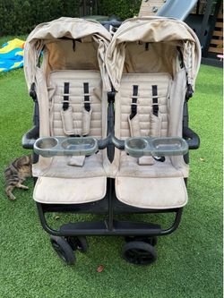 Zoe Twin V2 Double Stroller – Sand + Snack Tray & Parent Organizer