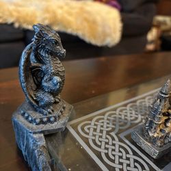 Dragon chess set