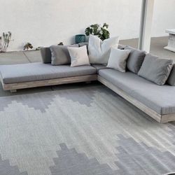 Patio Couch And Rug