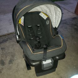 Baby Carseat And Bassinet Stroller 3 In 1
