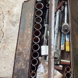  To Set 3/8 Half Inch Socket Drive Set $40 Or Make Me An Offer