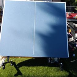 Ping-pong Table 