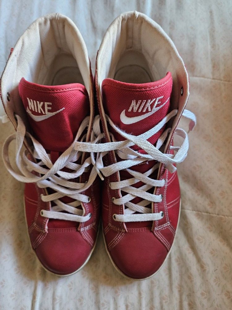 Nike Sport Red Canvas High Tops Size 12