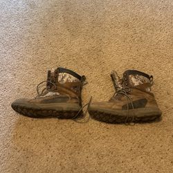 Cabelas hunting Boots