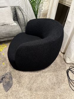 Black Swivel Chair High End
