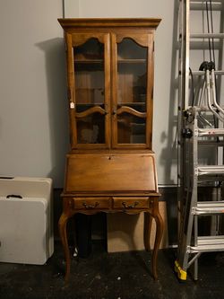 Cabinet/hutch/desk