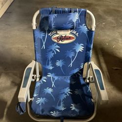 The Tommy Bahama 5-Position Backpack Beach Chair features a lightweight, rustproof aluminum frame and durable polyester fabric, with adjustable straps