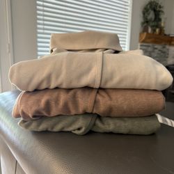 Nike Maternity Clothing Bundle 