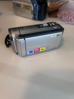 Sony Handycam DCR-SX44 Camcorder