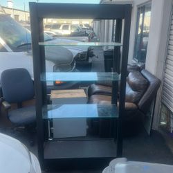 Display W/ Glass Shelves 