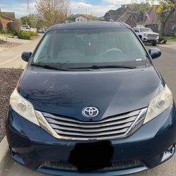 2011 Toyota Sienna