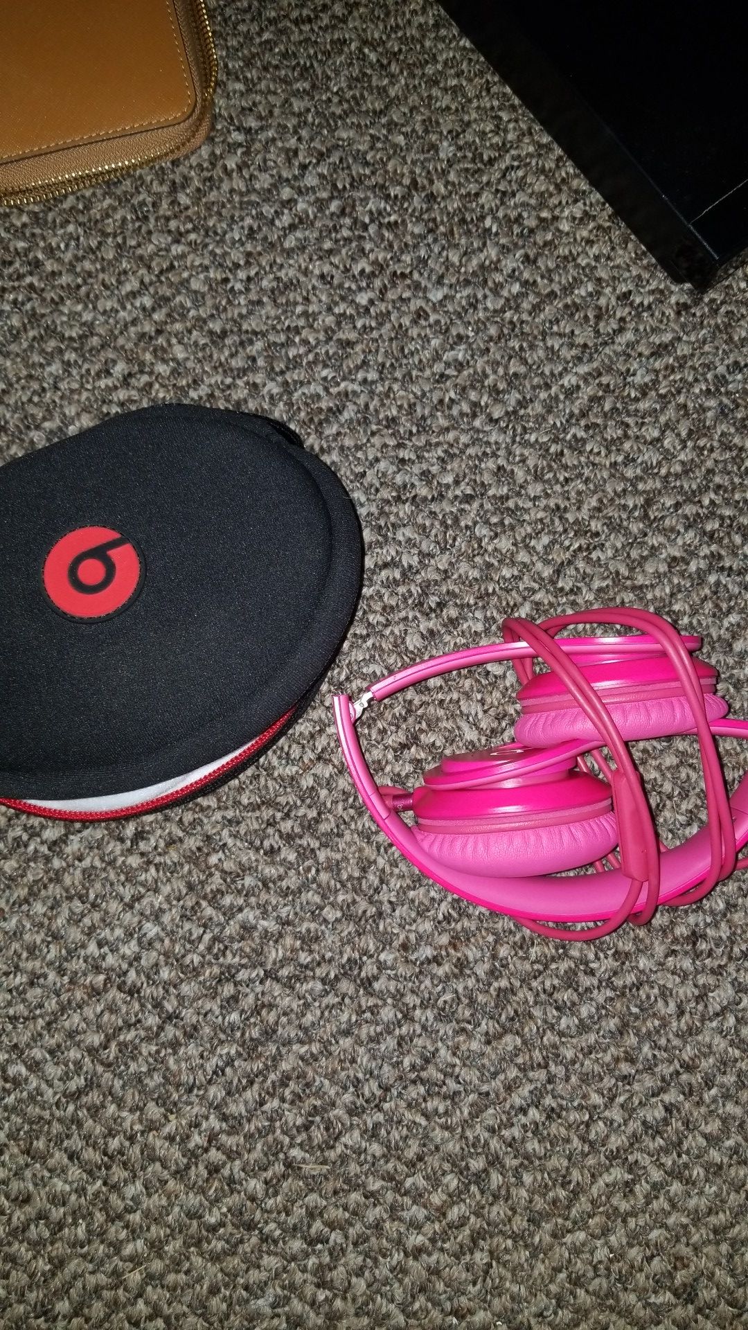 Beats wired headphones