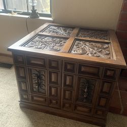 Vintage Wood End Table (with two cabinet doors)