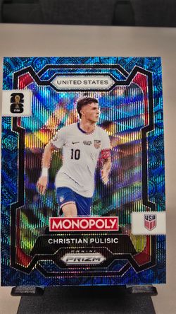 BLUE PRIZM CHRISTIAN PULISIC CARD
