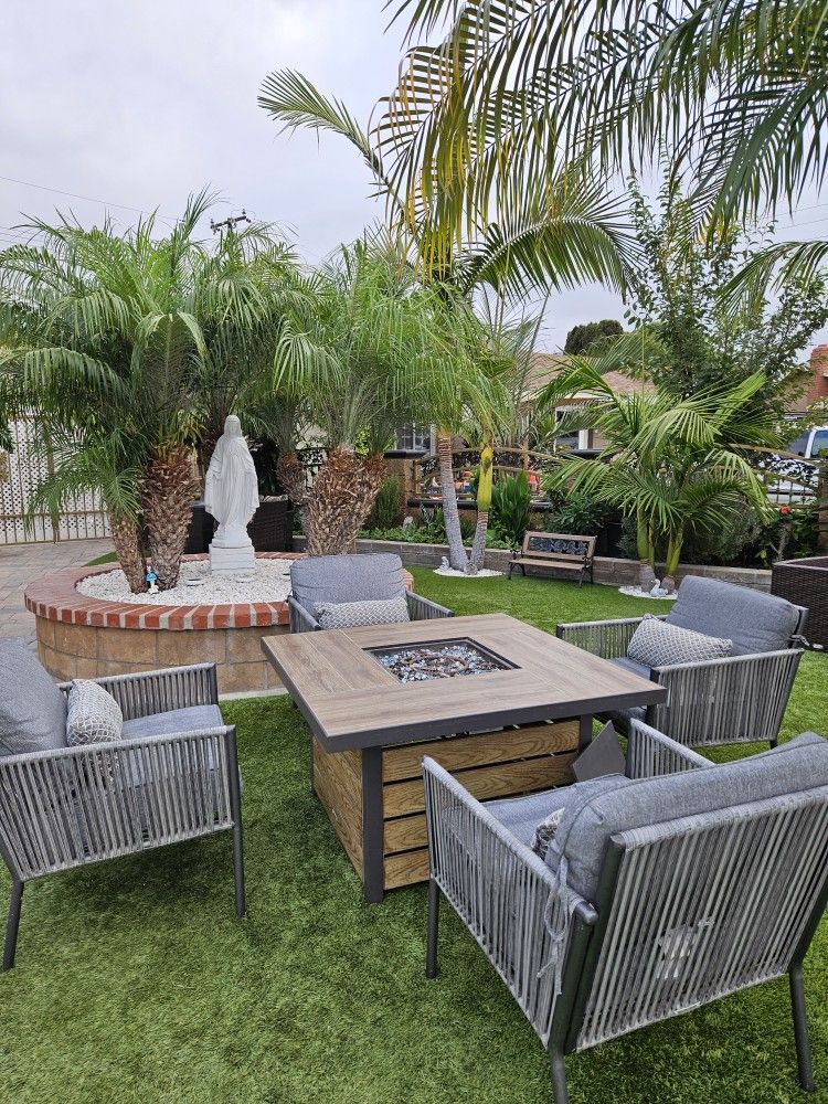 Patio Set With Fire Pit/Conversation Set/outdoor Furniture/Cash Only 
