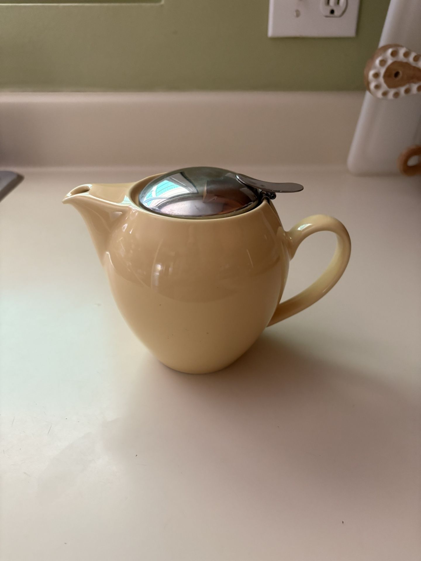 Zero Japan Bee House Round Teapot For One, 15 Oz - Ceramic Tea Pot