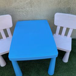 Ikea MAMMUT Children's Picnic Arts & Craft Table - Local Delivery for a Fee - See My Other Items 😃