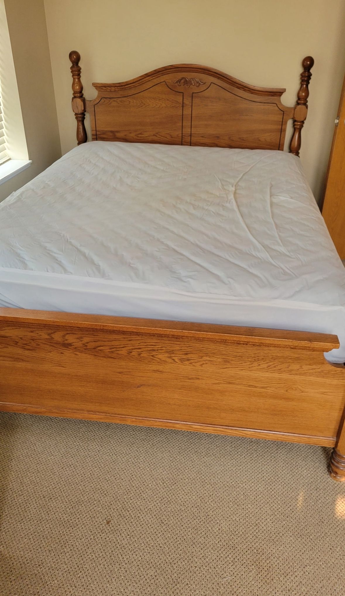 Full Bedroom Set - Dresser Vanity Nightstand Bed