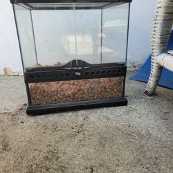 Reptile/Fish Tanks -