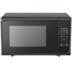 Very lightly used -Hamilton Beach Microwave with 2. year Walmart Protection Plan by Allstate 