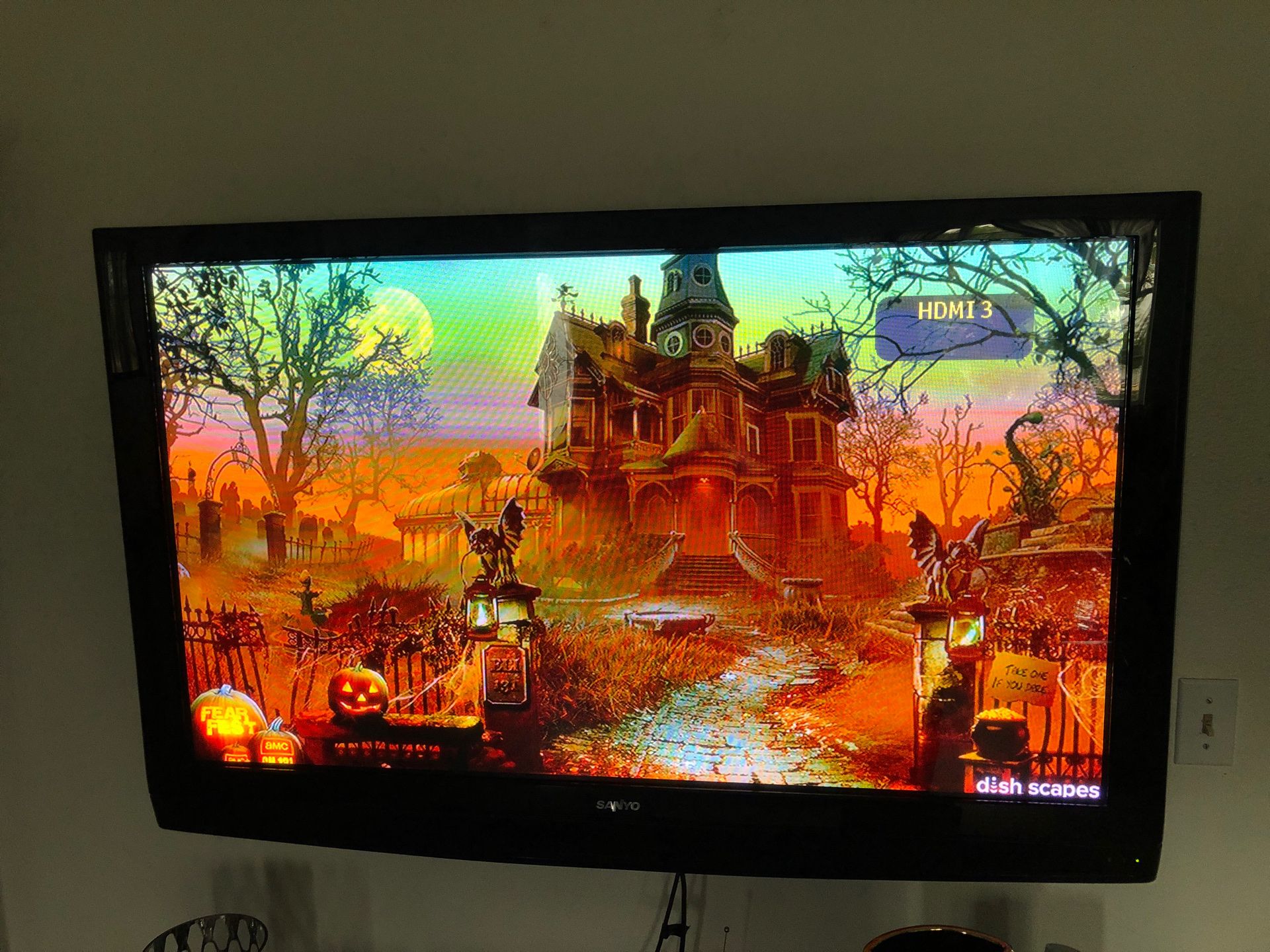 Sanyo 50’ Flat screen TV