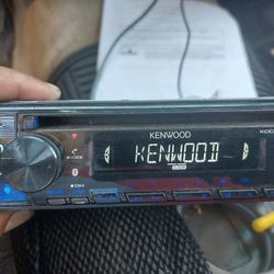 STEREO KENWOOD CD AUX USB BLUETOOTH GOOD CONDICIÓN ABLO ESPAÑOL 