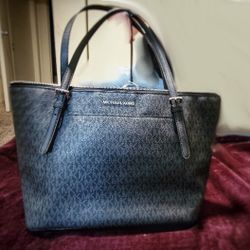 Michael kors LARGE Purse 