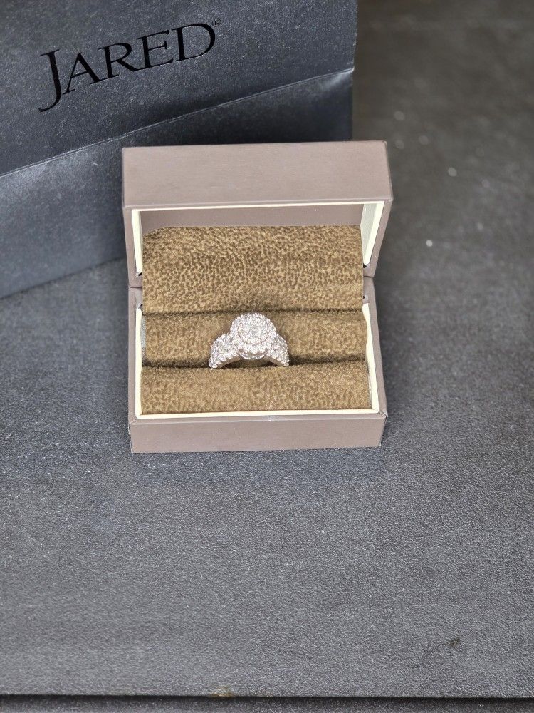 Wedding Ring Set 3 ct. tw. 14k WG (Under Warranty)