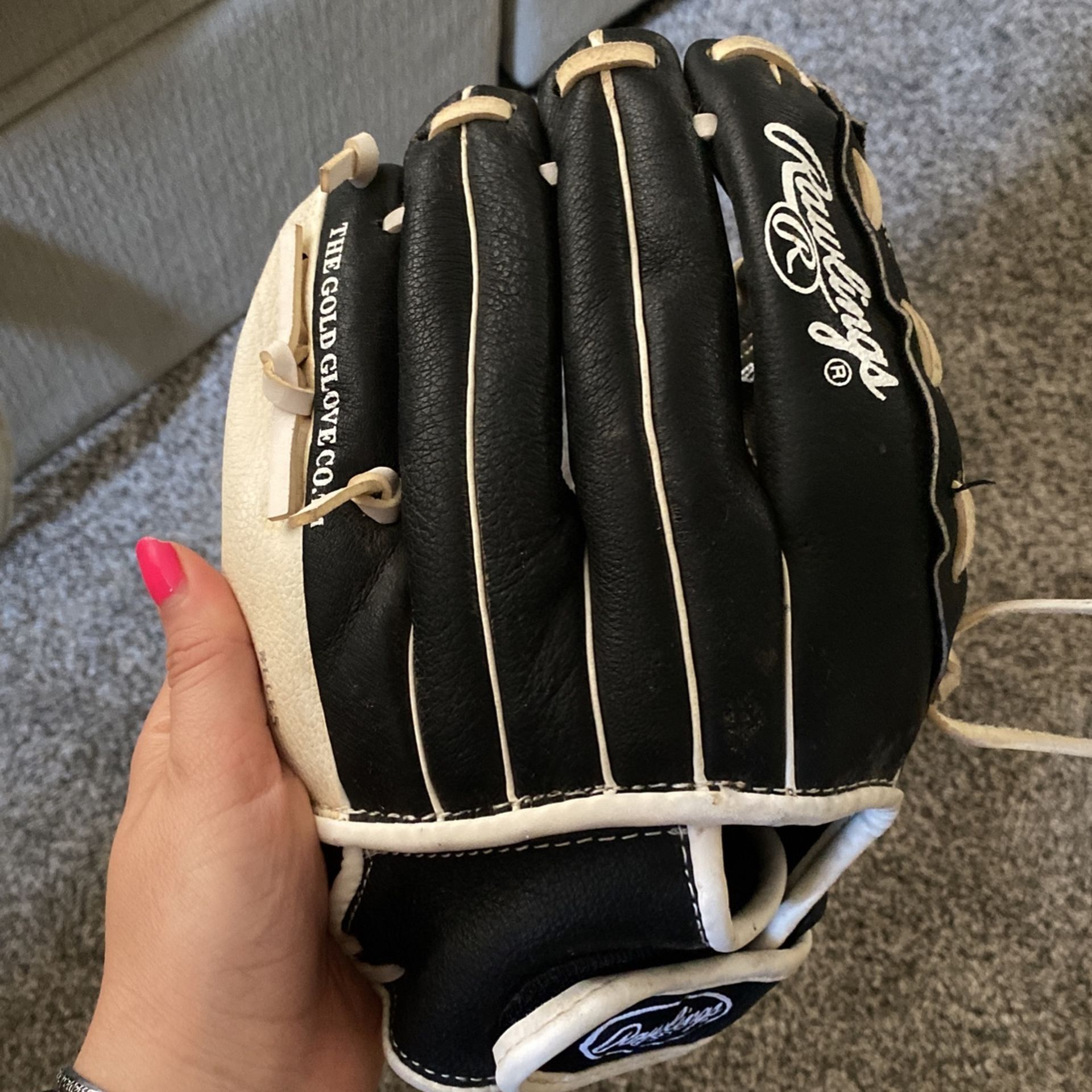 Used Youth Fast Pitch Rawlings Glove