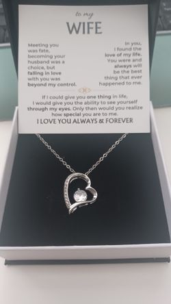Pretty cz necklace