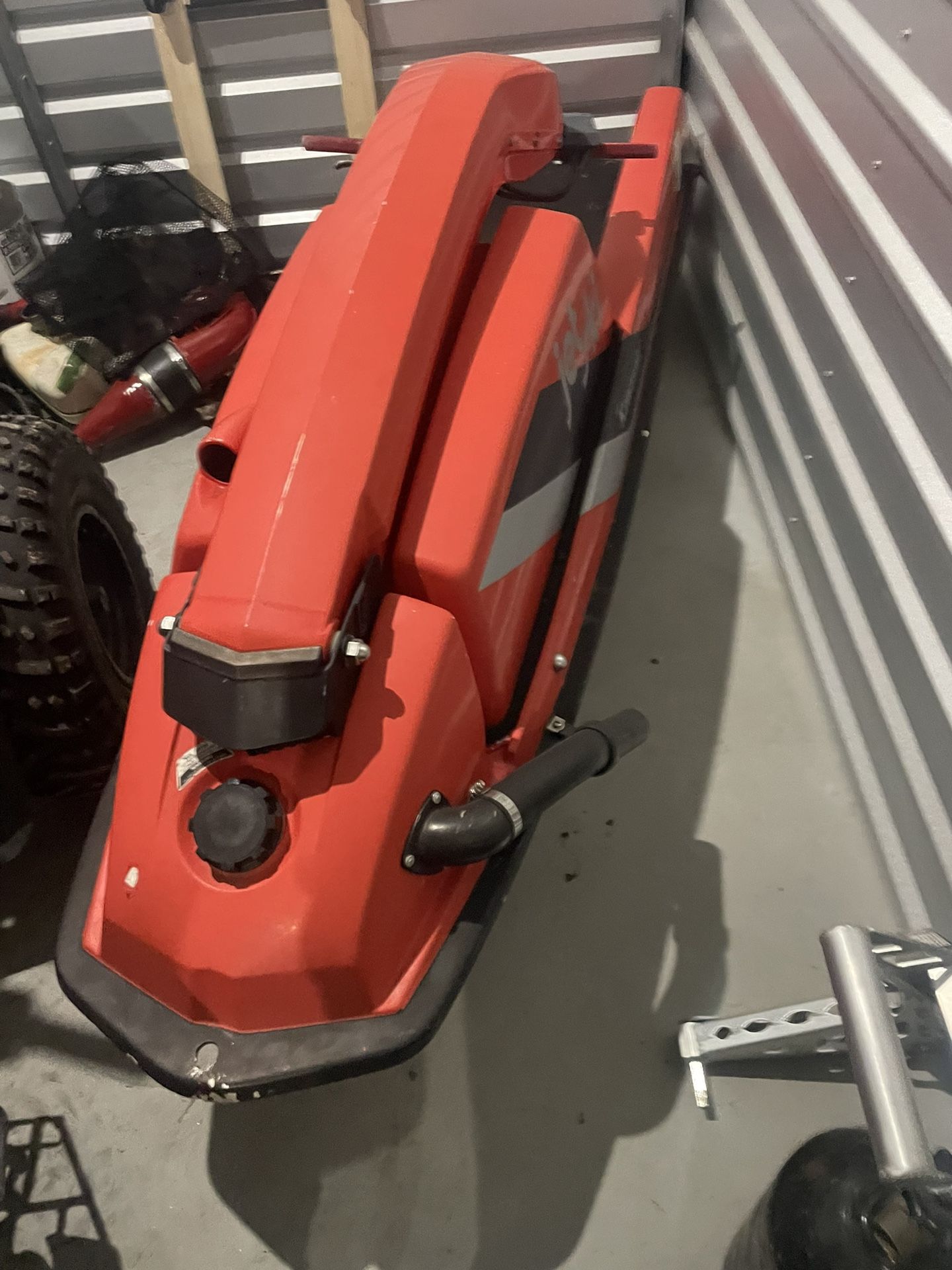 1984 Js 550