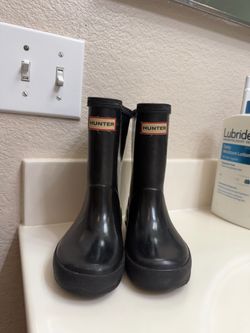 HUNTER BOOTS