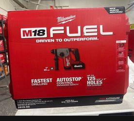 Milwaukee M18 FUEL 1" SDS Plus Rotary Hammer Kit