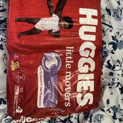 Size 4 Diaper... 60 Diapers 