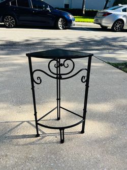 Black Wrought Iron Corner Accent Table
