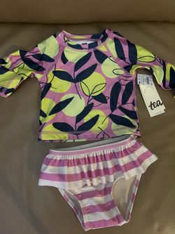 TEA 50 SPF swimwear size 6 to 9 months new.